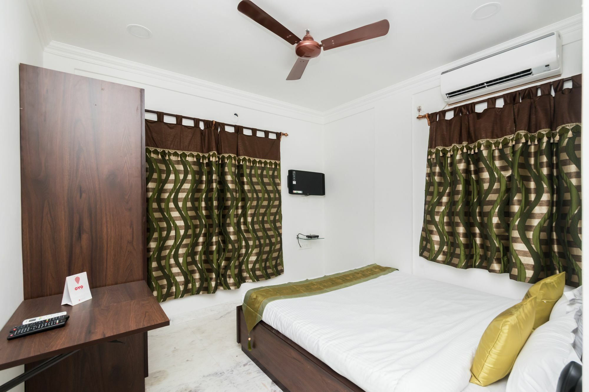Super Hotel O New Town Near Axis Mall Formerly Spandan Inn Calcutta Eksteriør billede